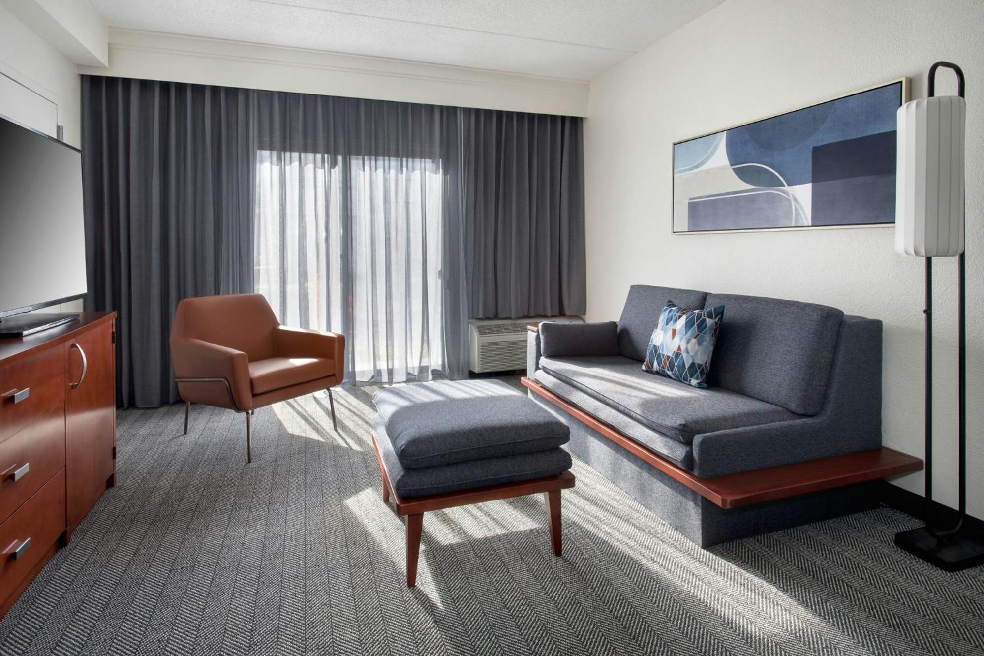 Courtyard By Marriott Silver Spring North/White Oak מראה חיצוני תמונה